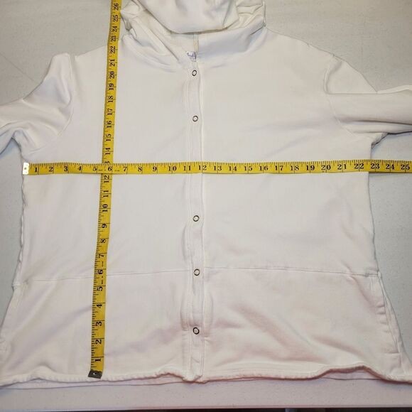 Fresh Produce White Cropped Pants and Matching Jacket Leisure Set Cotton - Picture 12 of 14